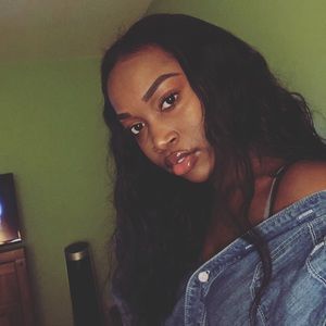 Meet your Posher, Victoria